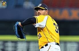 中信兄弟洋投羅戈與富邦悍將日本洋投阿部雄大比賽投球集錦